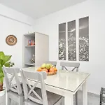 Διαμέρισμα Molina 2 *